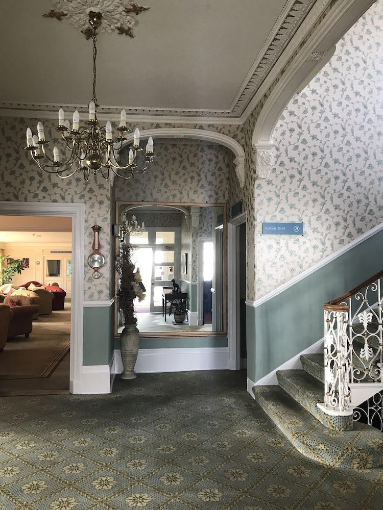 Penmere Manor Hotel Фалмът Екстериор снимка