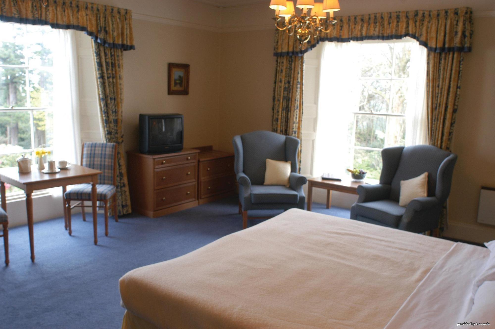 Penmere Manor Hotel Фалмът Стая снимка