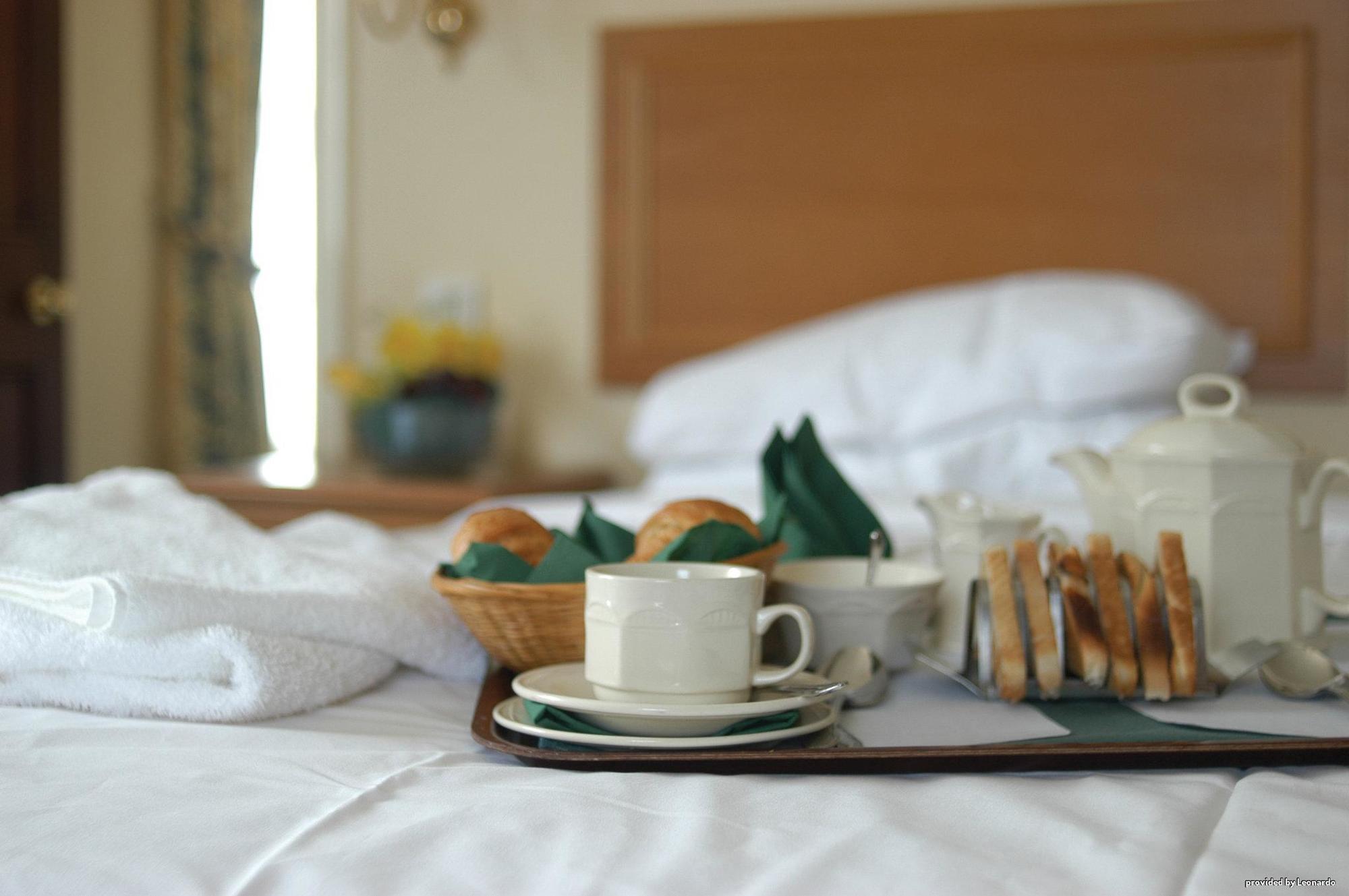 Penmere Manor Hotel Фалмът Стая снимка